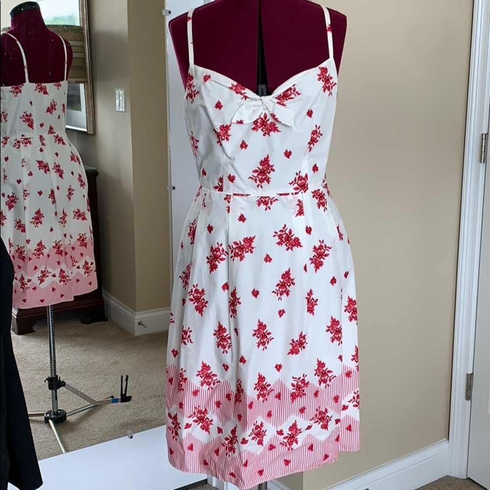 LOFT sleeveless red/white summer dress